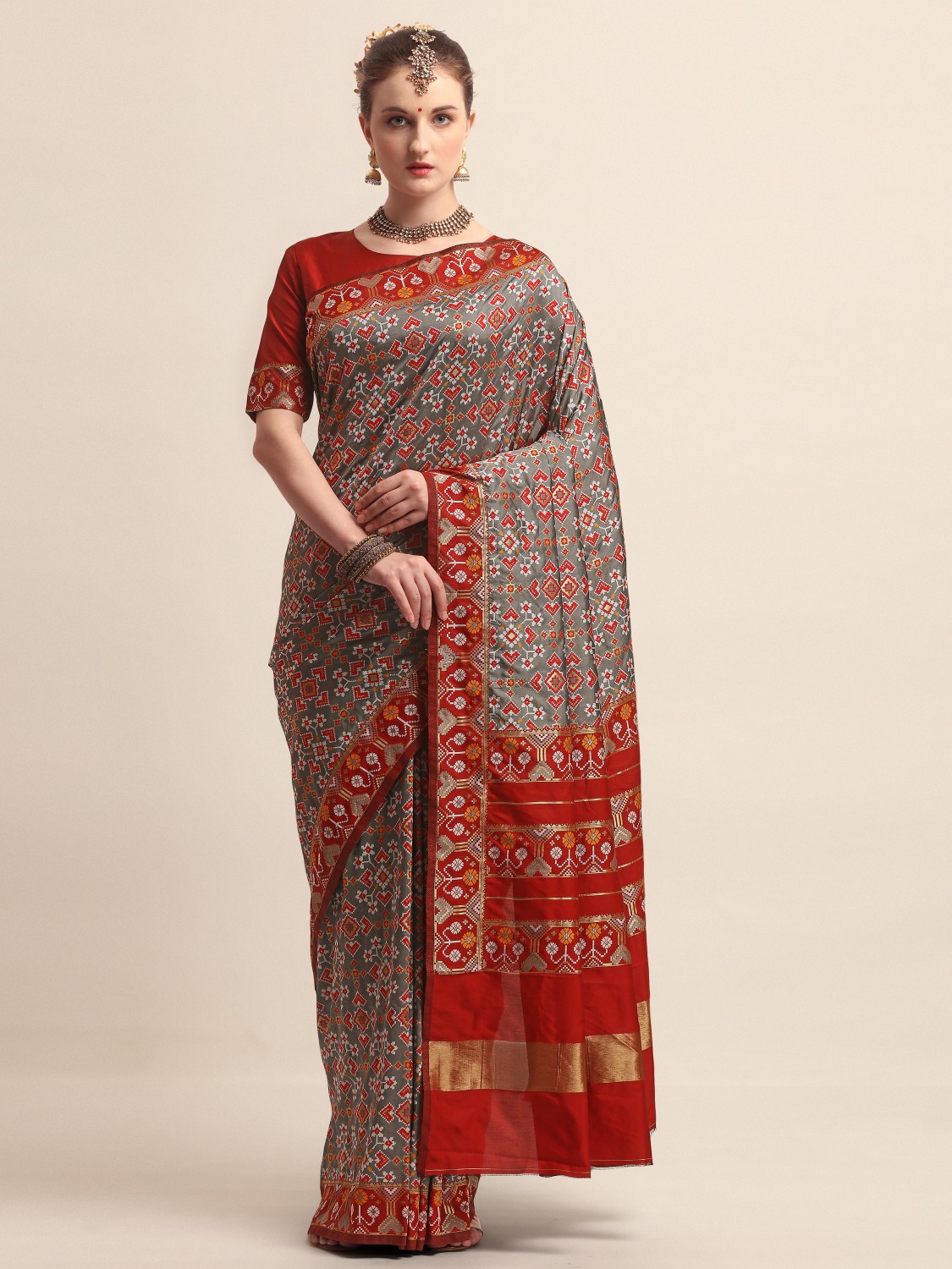 KAPAAHA Woven Dil Patola Saree (Grey)